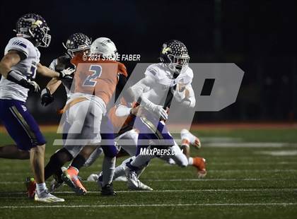 Thumbnail 3 in Graham-Kapowsin vs. Lake Stevens (WIAA 4A Final)  photogallery.