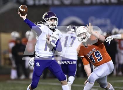 Thumbnail 3 in Graham-Kapowsin vs. Lake Stevens (WIAA 4A Final)  photogallery.