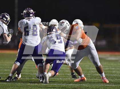 Thumbnail 1 in Graham-Kapowsin vs. Lake Stevens (WIAA 4A Final)  photogallery.