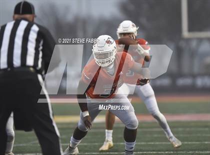 Thumbnail 1 in Graham-Kapowsin vs. Lake Stevens (WIAA 4A Final)  photogallery.
