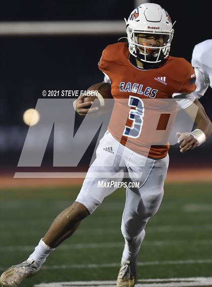 Thumbnail 3 in Graham-Kapowsin vs. Lake Stevens (WIAA 4A Final)  photogallery.