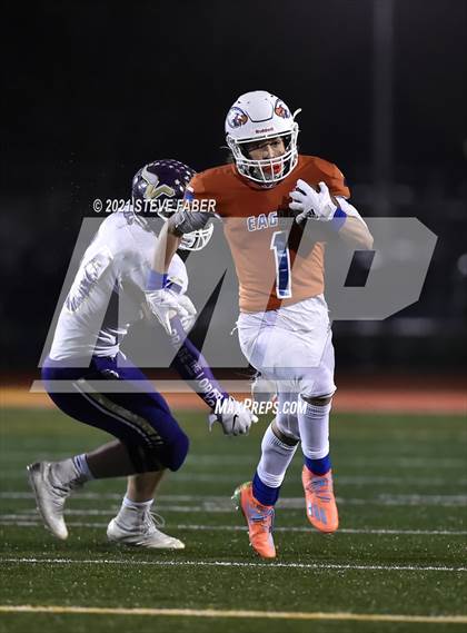 Thumbnail 1 in Graham-Kapowsin vs. Lake Stevens (WIAA 4A Final)  photogallery.
