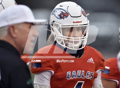 Thumbnail 2 in Graham-Kapowsin vs. Lake Stevens (WIAA 4A Final)  photogallery.