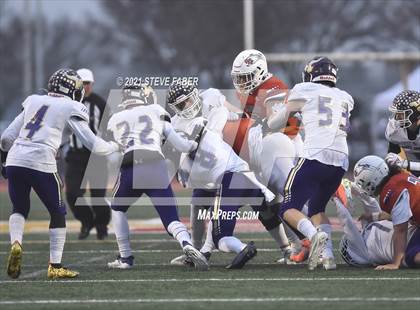 Thumbnail 3 in Graham-Kapowsin vs. Lake Stevens (WIAA 4A Final)  photogallery.