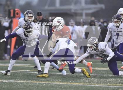 Thumbnail 1 in Graham-Kapowsin vs. Lake Stevens (WIAA 4A Final)  photogallery.