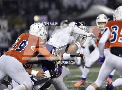 Thumbnail 1 in Graham-Kapowsin vs. Lake Stevens (WIAA 4A Final)  photogallery.