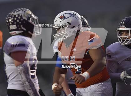 Thumbnail 3 in Graham-Kapowsin vs. Lake Stevens (WIAA 4A Final)  photogallery.