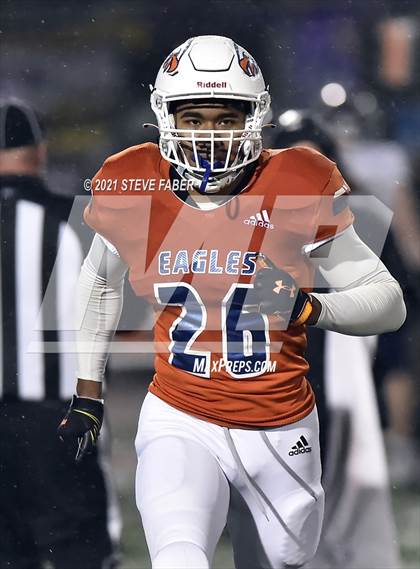 Thumbnail 3 in Graham-Kapowsin vs. Lake Stevens (WIAA 4A Final)  photogallery.
