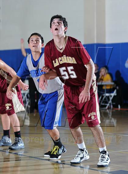 Thumbnail 3 in Burbank vs. La Canada (Burbank Tournament) photogallery.