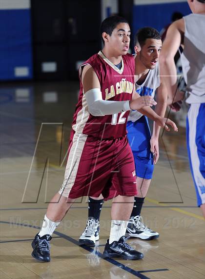 Thumbnail 2 in Burbank vs. La Canada (Burbank Tournament) photogallery.