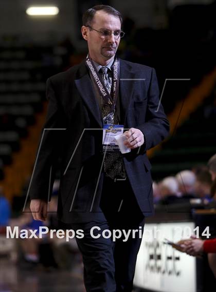 Thumbnail 3 in New York Mills vs. Moriah (NYSPHSAA Class D Semifinal) photogallery.