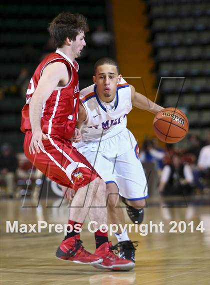 Thumbnail 2 in New York Mills vs. Moriah (NYSPHSAA Class D Semifinal) photogallery.