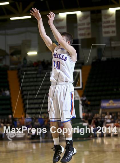 Thumbnail 2 in New York Mills vs. Moriah (NYSPHSAA Class D Semifinal) photogallery.