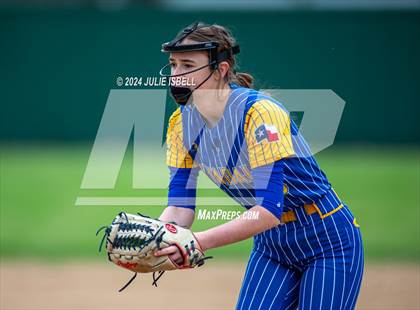 Thumbnail 2 in West Orange Stark vs Evadale @ Evadale Tournament  photogallery.