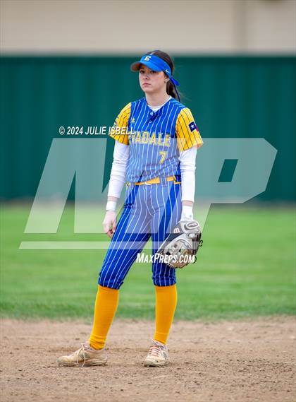 Thumbnail 3 in West Orange Stark vs Evadale @ Evadale Tournament  photogallery.