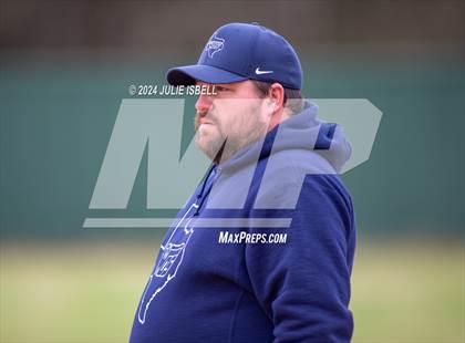 Thumbnail 3 in West Orange Stark vs Evadale @ Evadale Tournament  photogallery.