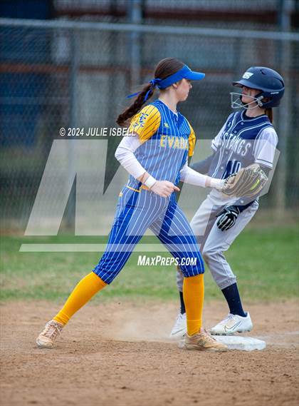 Thumbnail 3 in West Orange Stark vs Evadale @ Evadale Tournament  photogallery.