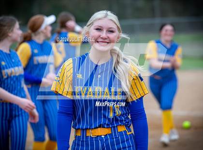 Thumbnail 3 in West Orange Stark vs Evadale @ Evadale Tournament  photogallery.