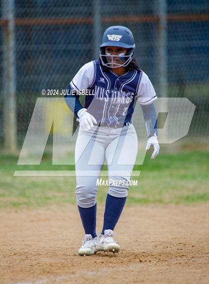 Thumbnail 1 in West Orange Stark vs Evadale @ Evadale Tournament  photogallery.