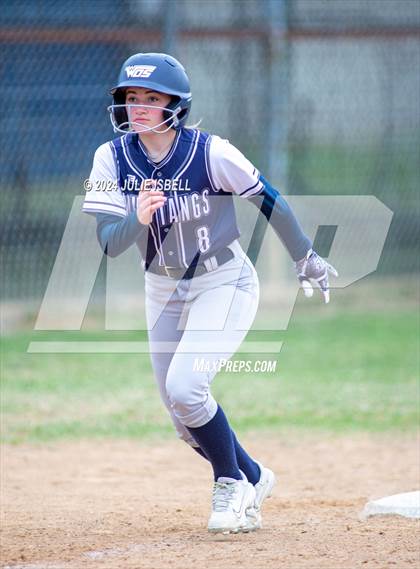 Thumbnail 2 in West Orange Stark vs Evadale @ Evadale Tournament  photogallery.