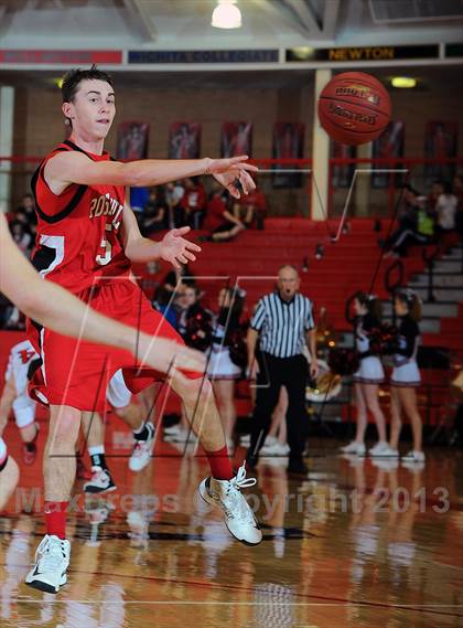 Thumbnail 2 in McPherson vs. Rose Hill photogallery.