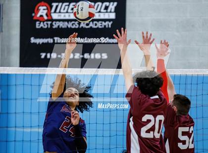 Thumbnail 2 in Sand Creek @ Thomas MacLaren School photogallery.