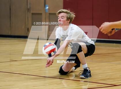 Thumbnail 2 in Sand Creek @ Thomas MacLaren School photogallery.