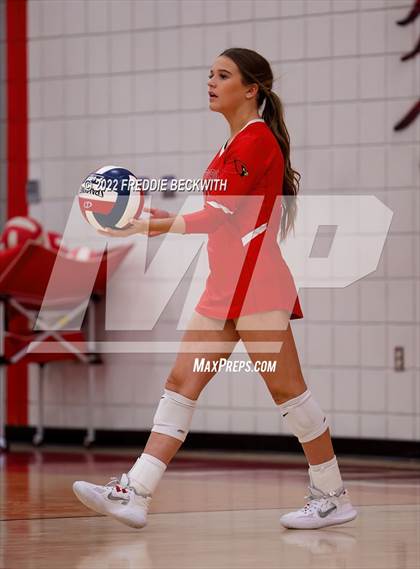 Thumbnail 2 in Pottsboro vs. Valley View photogallery.
