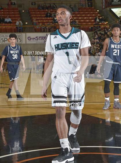 Thumbnail 1 in Sheldon vs. West (CIF SJS D1 Semifinal) photogallery.
