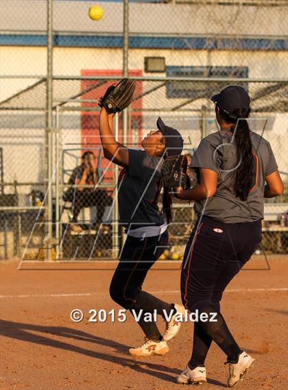 Thumbnail 2 in Pueblo @ Cholla photogallery.
