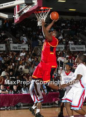Thumbnail 3 in Madison vs. Oak Hill Academy (Houston vs the Nation Tournament) photogallery.