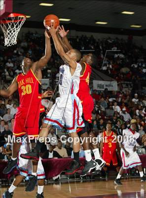 Thumbnail 1 in Madison vs. Oak Hill Academy (Houston vs the Nation Tournament) photogallery.