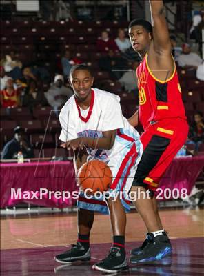 Thumbnail 1 in Madison vs. Oak Hill Academy (Houston vs the Nation Tournament) photogallery.