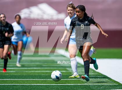 Thumbnail 3 in Jordan vs Brazoswood (UIL Soccer 6A Region 3 Semifinal) photogallery.