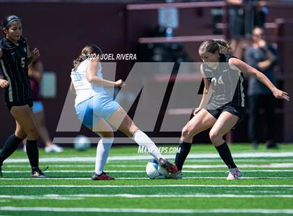 Thumbnail 2 in Jordan vs Brazoswood (UIL Soccer 6A Region 3 Semifinal) photogallery.