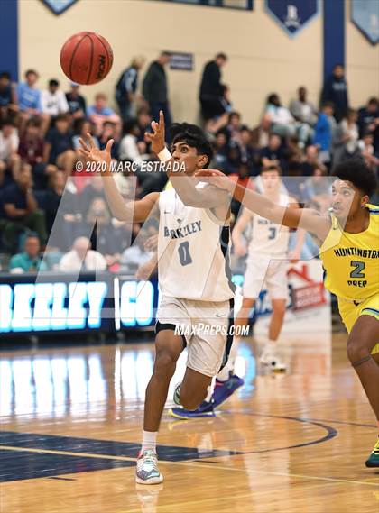 Thumbnail 1 in Berkeley Prep vs Huntington Prep ( National Hoop Fest Tournament) photogallery.
