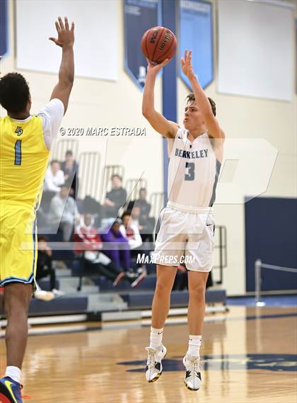 Thumbnail 2 in Berkeley Prep vs Huntington Prep ( National Hoop Fest Tournament) photogallery.