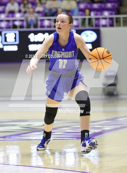Thumbnail 1 in Fremont vs. Mountain Ridge (UHSAA 6A Quarterfinal) photogallery.
