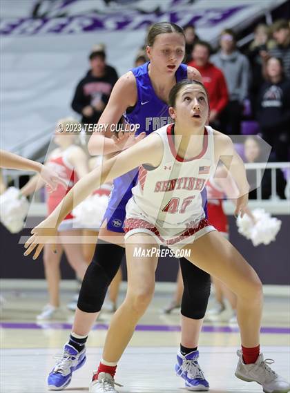 Thumbnail 1 in Fremont vs. Mountain Ridge (UHSAA 6A Quarterfinal) photogallery.