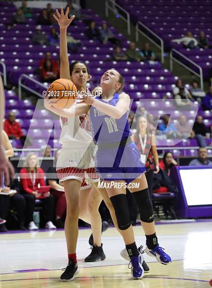Thumbnail 2 in Fremont vs. Mountain Ridge (UHSAA 6A Quarterfinal) photogallery.