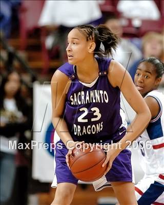 Thumbnail 3 in Sacramento vs. St. Ignatius (CIF NorCal D3 Final) photogallery.