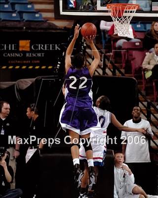 Thumbnail 1 in Sacramento vs. St. Ignatius (CIF NorCal D3 Final) photogallery.