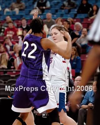Thumbnail 2 in Sacramento vs. St. Ignatius (CIF NorCal D3 Final) photogallery.