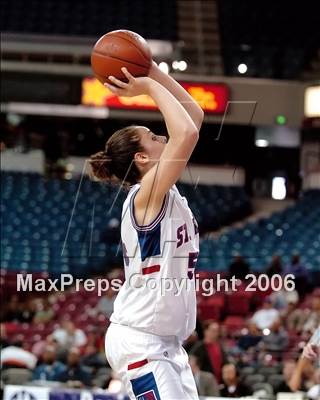 Thumbnail 3 in Sacramento vs. St. Ignatius (CIF NorCal D3 Final) photogallery.
