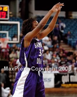 Thumbnail 2 in Sacramento vs. St. Ignatius (CIF NorCal D3 Final) photogallery.