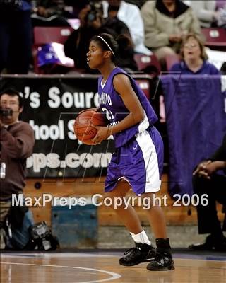 Thumbnail 2 in Sacramento vs. St. Ignatius (CIF NorCal D3 Final) photogallery.