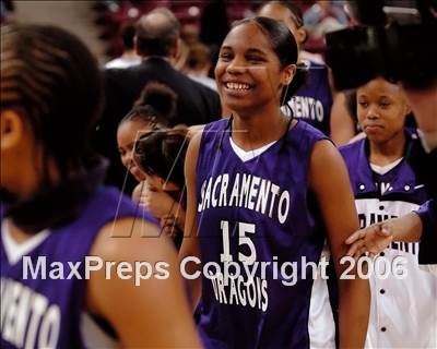 Thumbnail 1 in Sacramento vs. St. Ignatius (CIF NorCal D3 Final) photogallery.