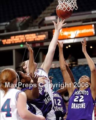 Thumbnail 1 in Sacramento vs. St. Ignatius (CIF NorCal D3 Final) photogallery.