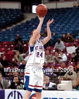 Thumbnail 1 in Sacramento vs. St. Ignatius (CIF NorCal D3 Final) photogallery.