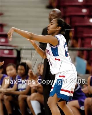Thumbnail 1 in Sacramento vs. St. Ignatius (CIF NorCal D3 Final) photogallery.